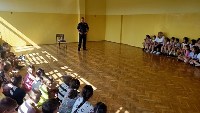 b_1024_768_0_00_images_2022_2023_Wydarzenia_dzielnicowy_355316546_728909215703696_286231539802355420_n